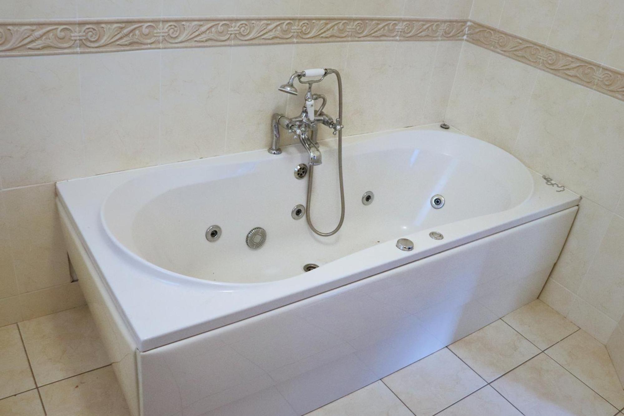 Deluxe Dwelling - 15 Mins From Cork City/Airport Apartment Luaran gambar